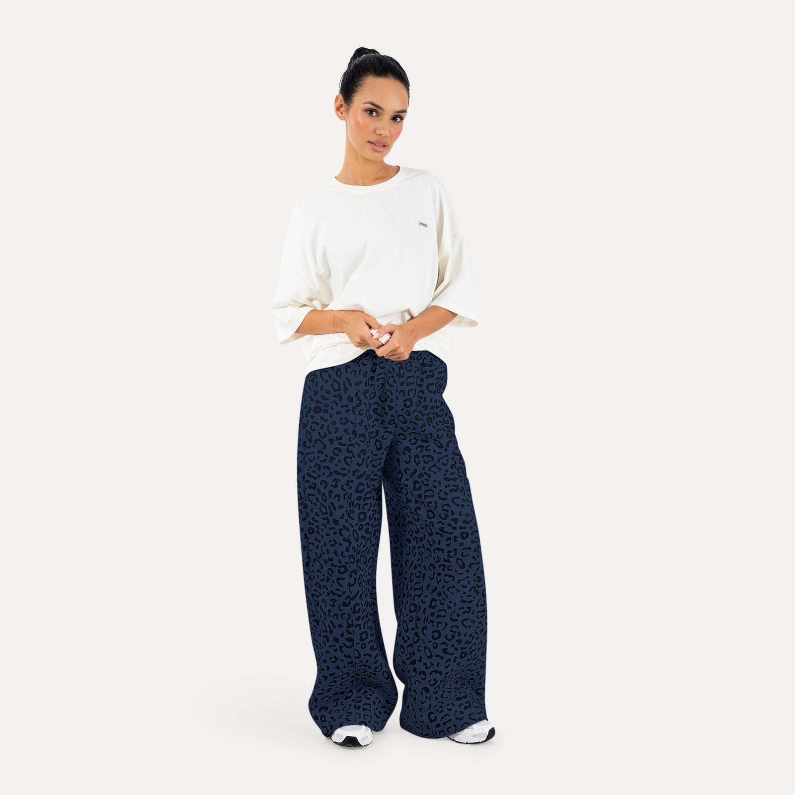 Dunkelblau Leo